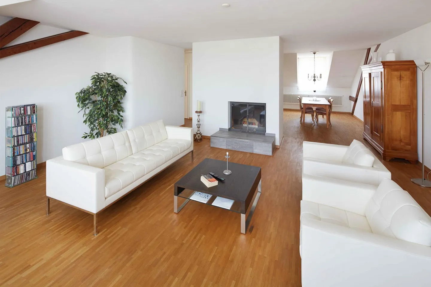 Penthouse moderne à louer dans la vieille ville 4.5 pièces - Photo 1 sur 7