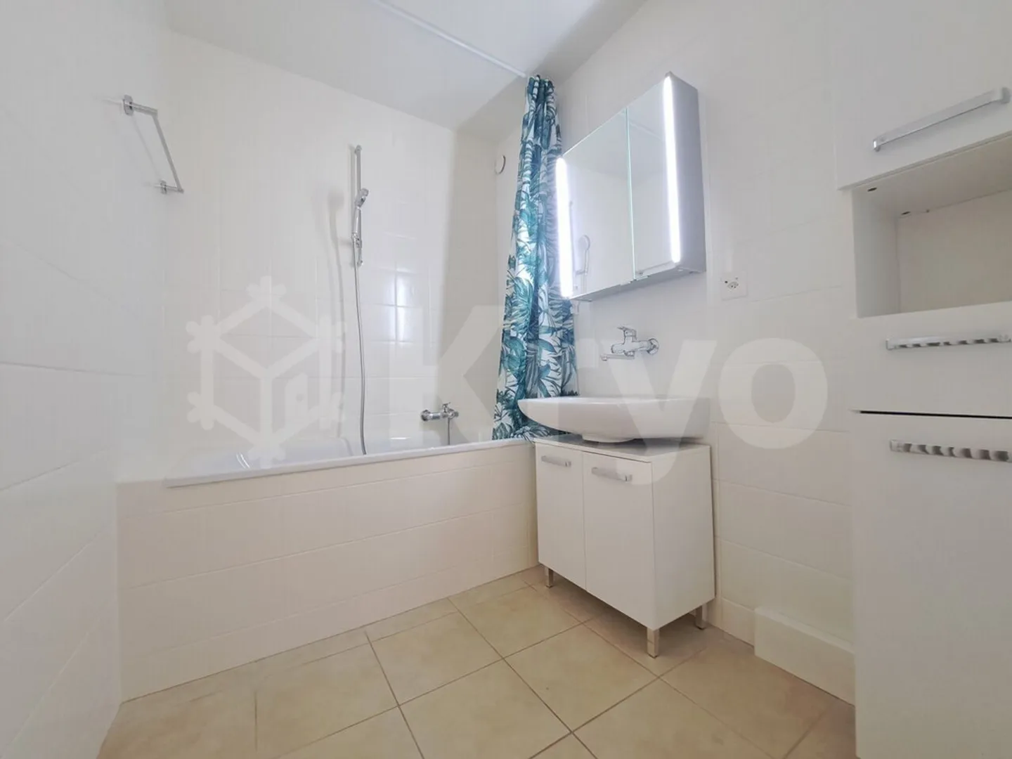 Appartamento - Foto 8 di 9