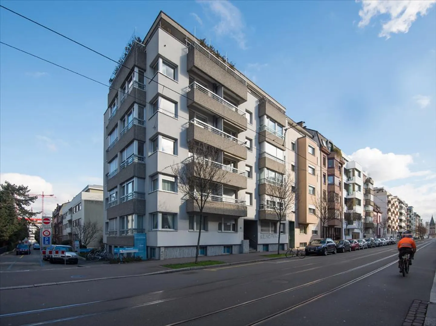 Moderne 2.5 Zi Wohnung nähe Spalentor! - Foto 1 von 9