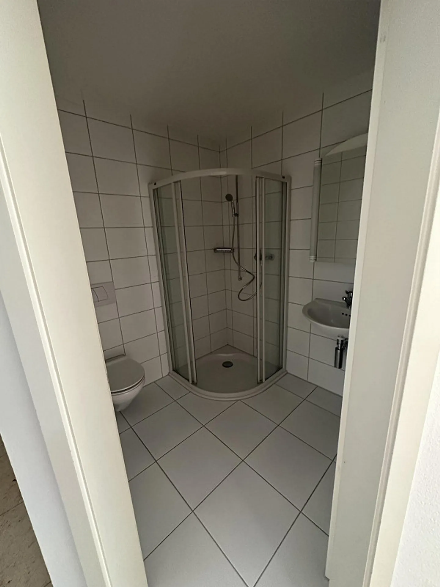 Belle et lumineuse appartement de 3,5 pièces - Photo 3 sur 7