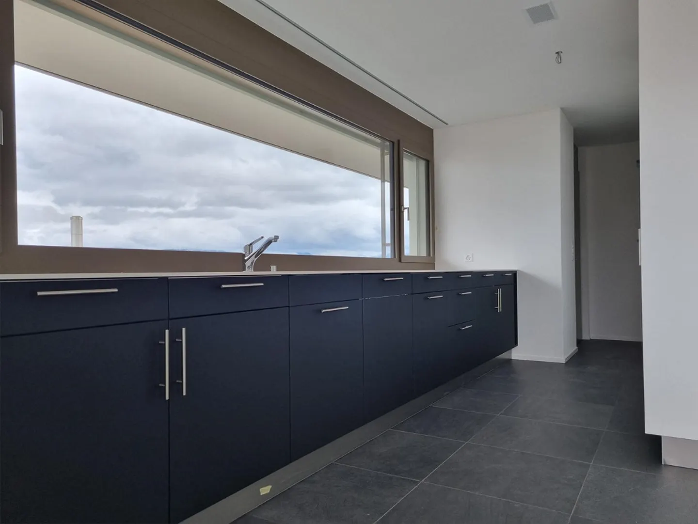 Geräumige Attikawohnung - Foto 2 von 6