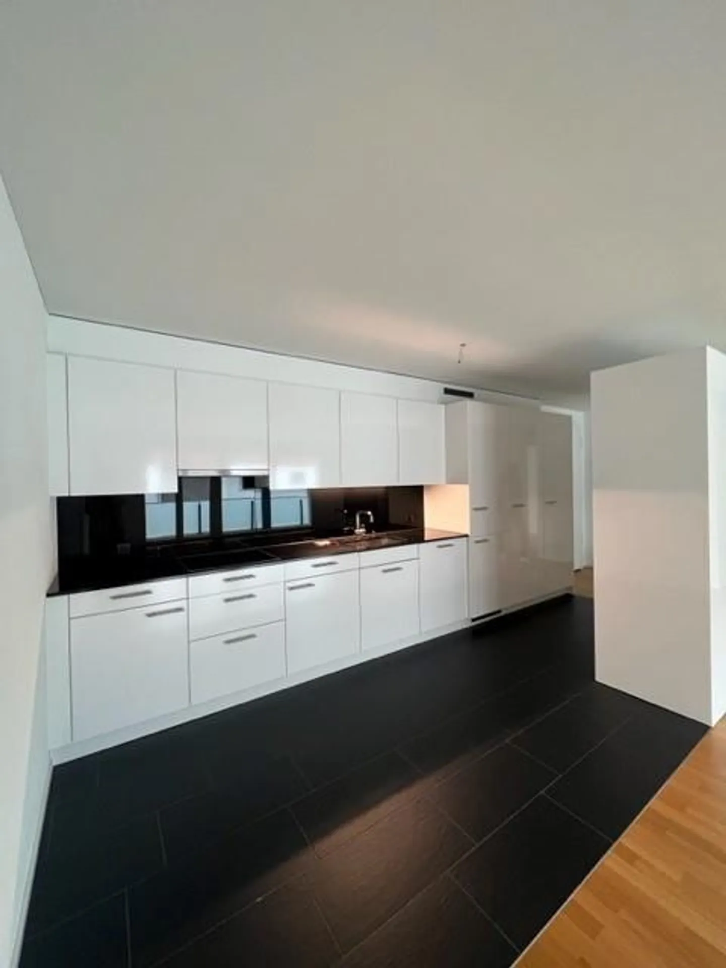 Wohnen mit Komfort  3.5-Zimmerwohnung zu vermieten - Photo 3 of 7