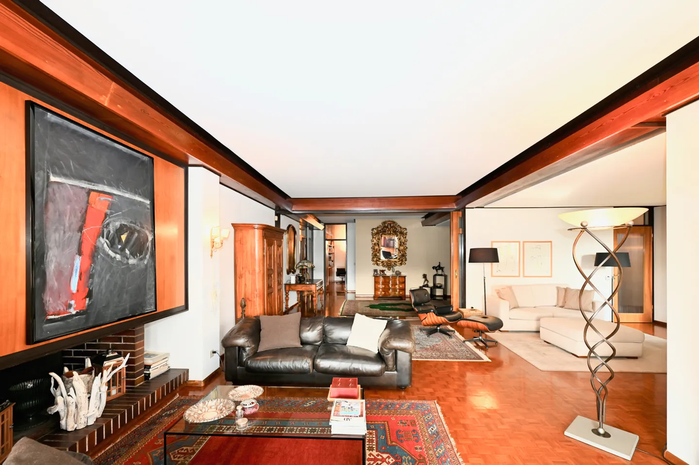 Proprietà prestigiosa con grande giardino e alto potenziale a Vacallo - Foto 9 di 25