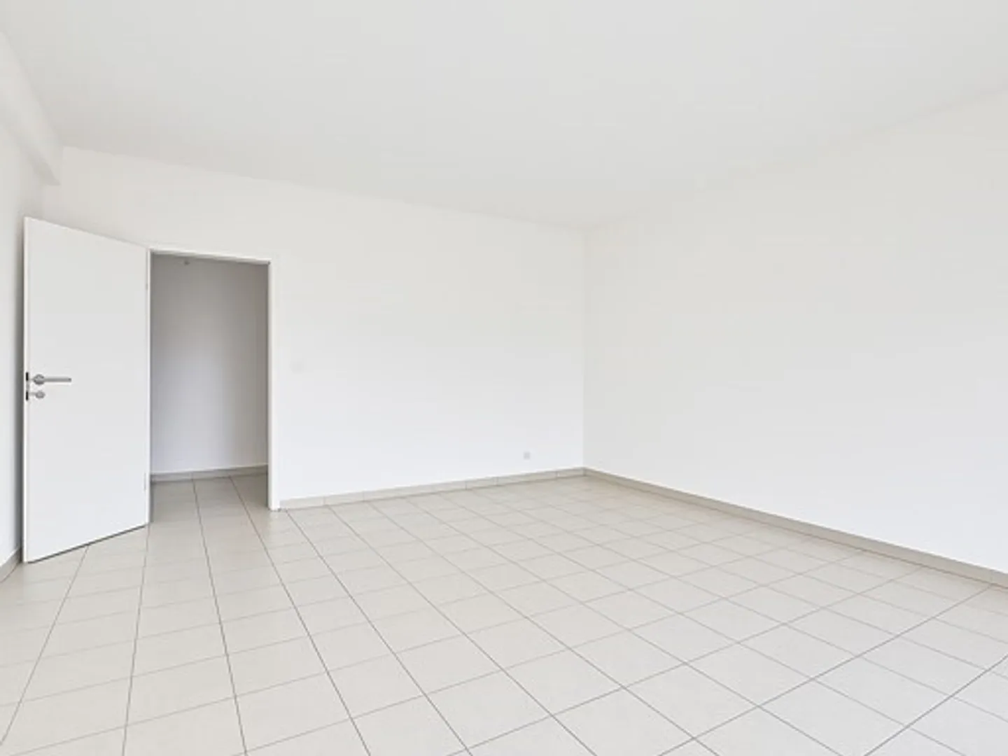 Commercial building plot for rent - Photo 3 of 14