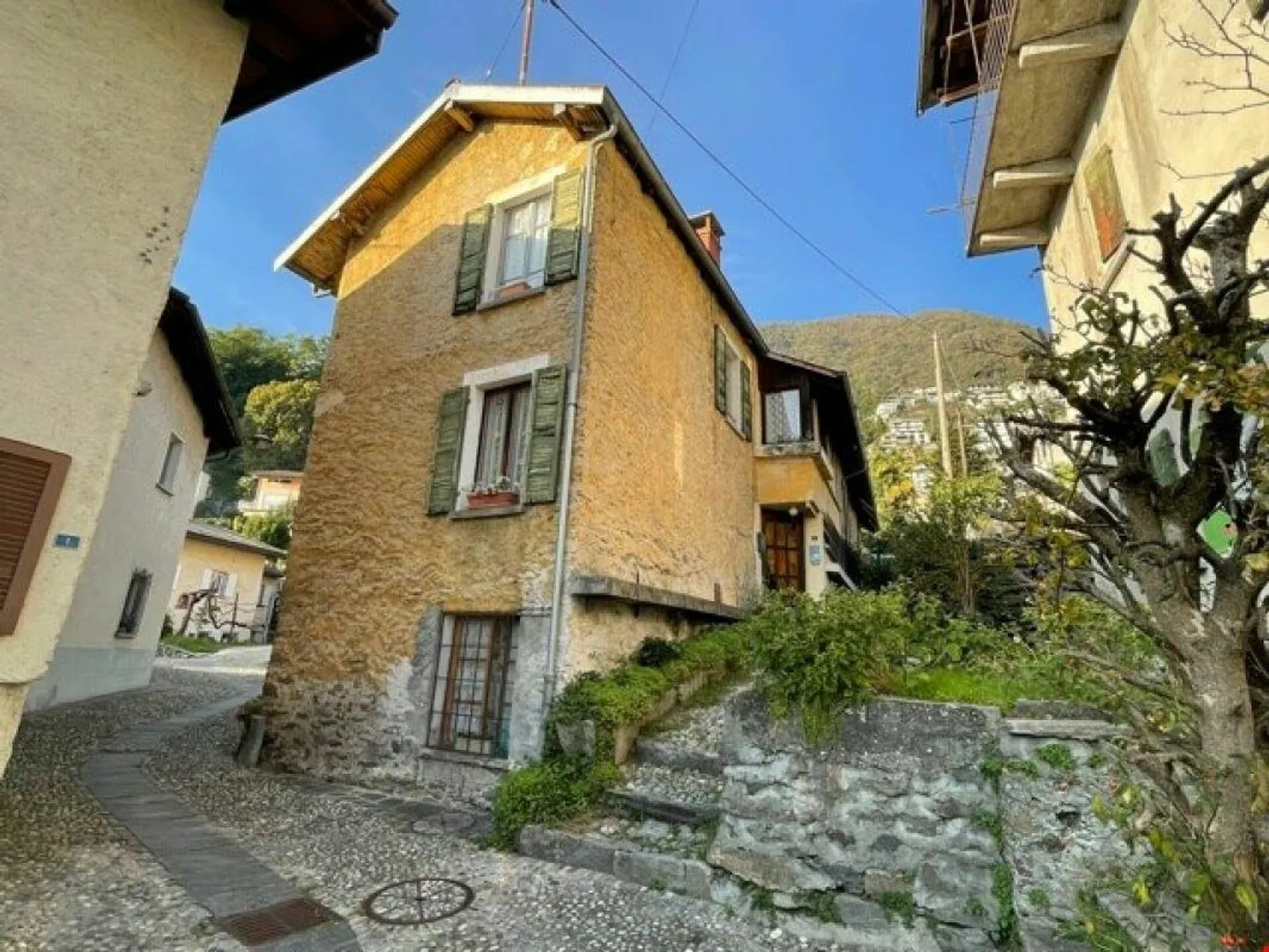 GORDOLA ( KERN ) - À VENDRE MAISON TESSINOISE À RÉNOVER - Photo 4 sur 13