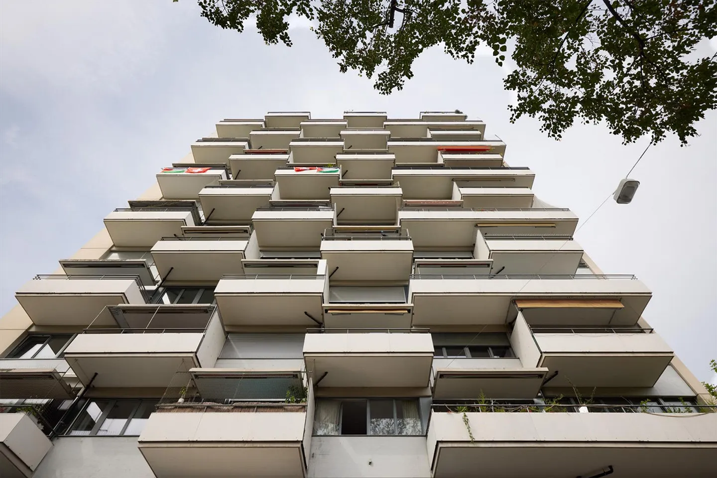 Central Living - high above Basel with a panoramic view - Photo 3 of 11