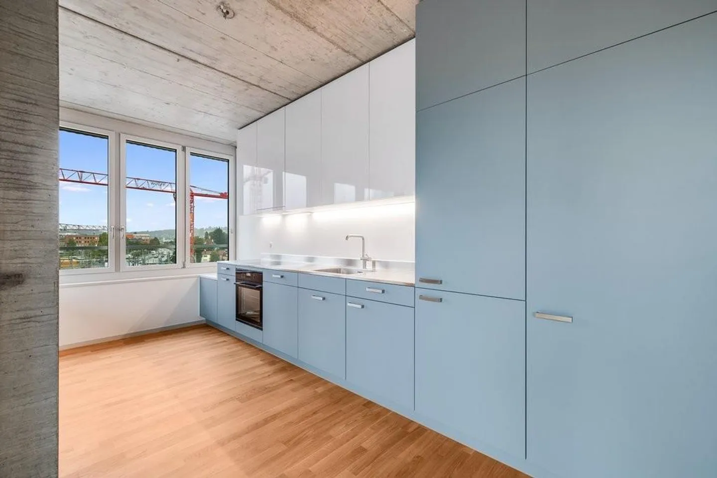 Modern 4.5-room apartment with a view - Photo 1 of 11