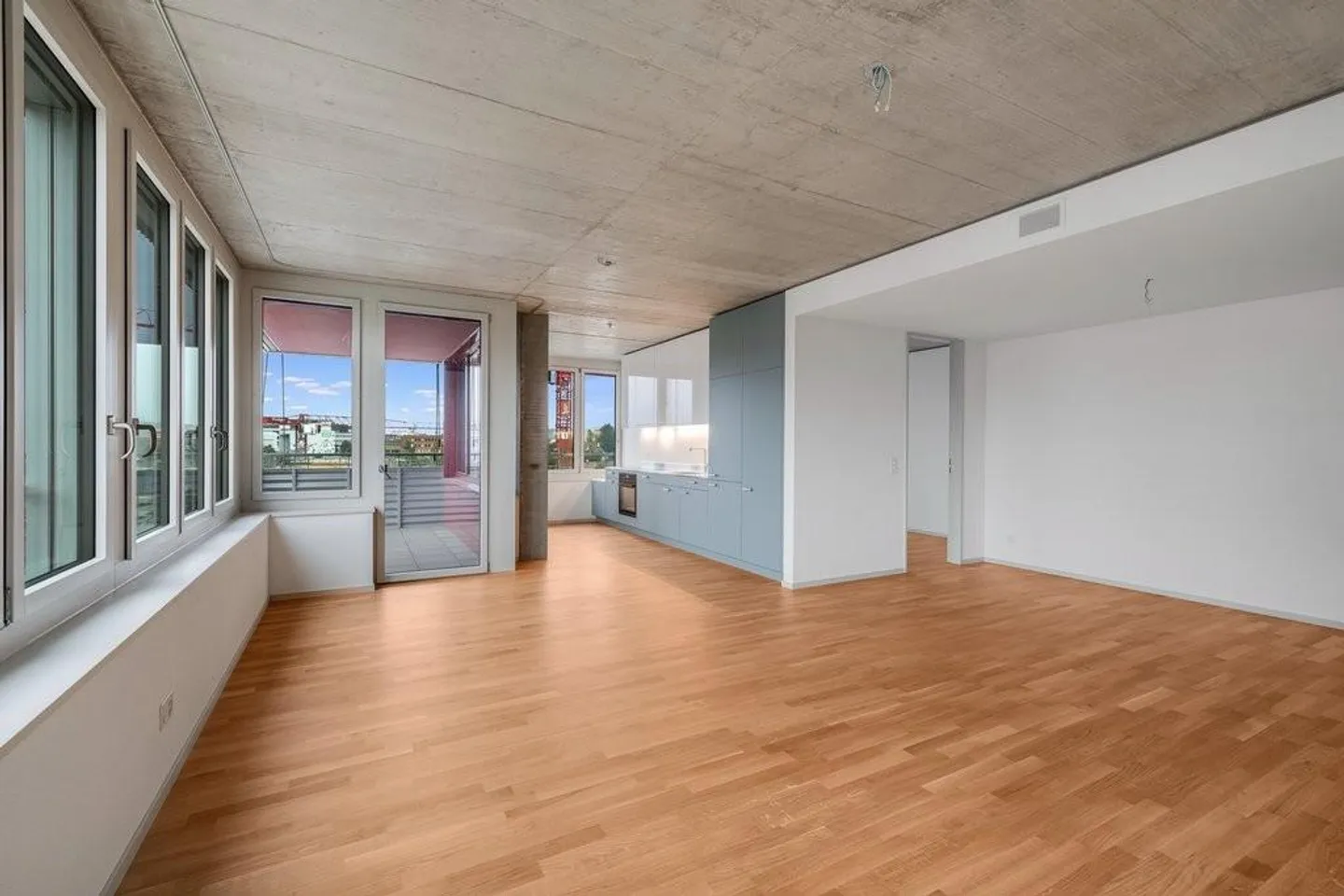 Modern 4.5-room apartment with a view - Photo 10 of 11