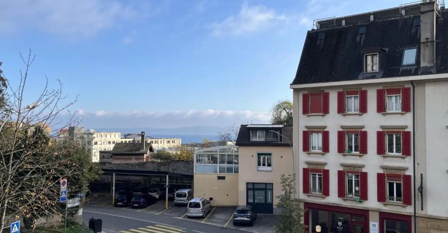 INTERAMENTE RISTRUTTURATO, CON VISTA SUL LAGO - Foto 9 di 9