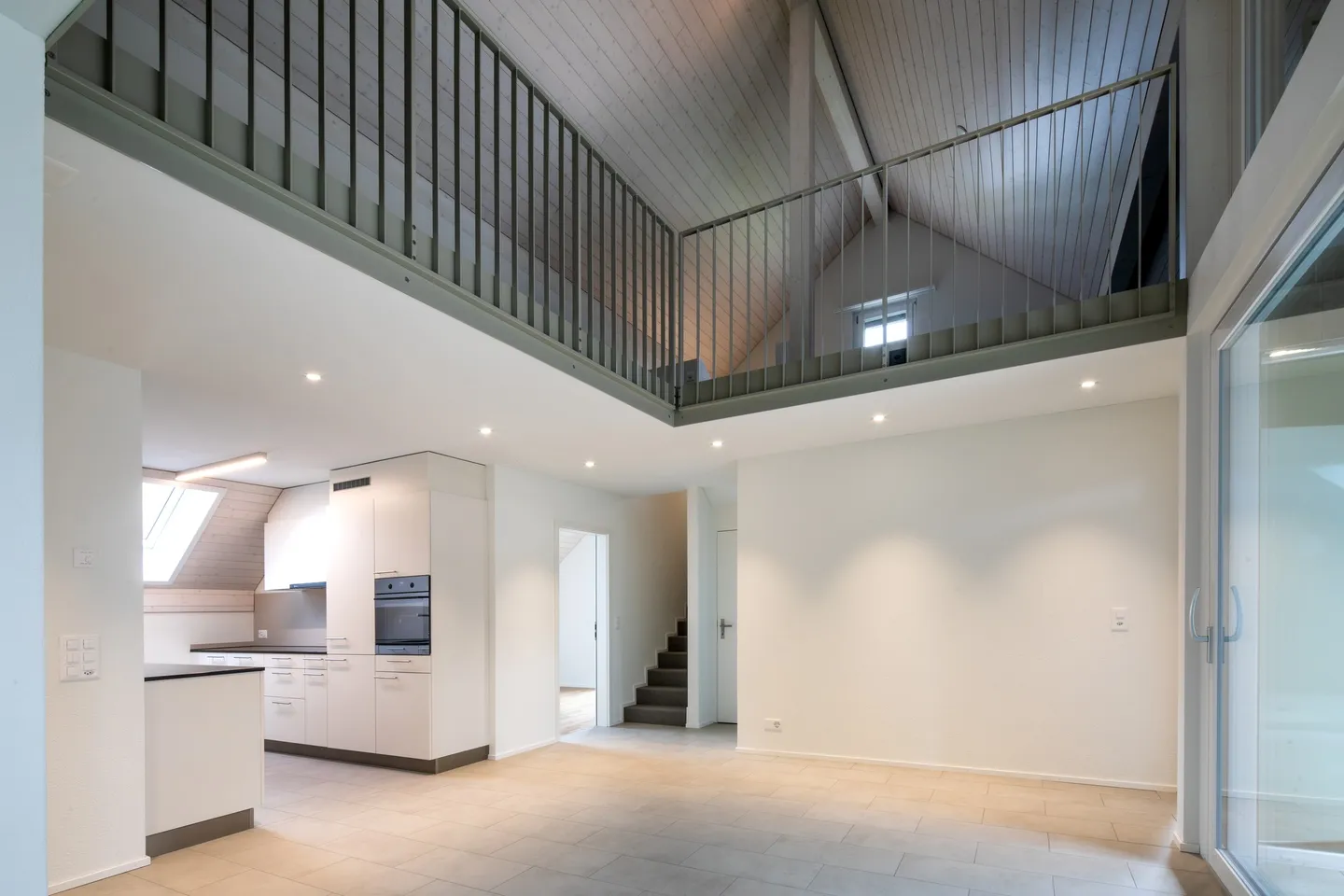 3.5 Room Apartment Attic with Gallery - Photo 1 of 13