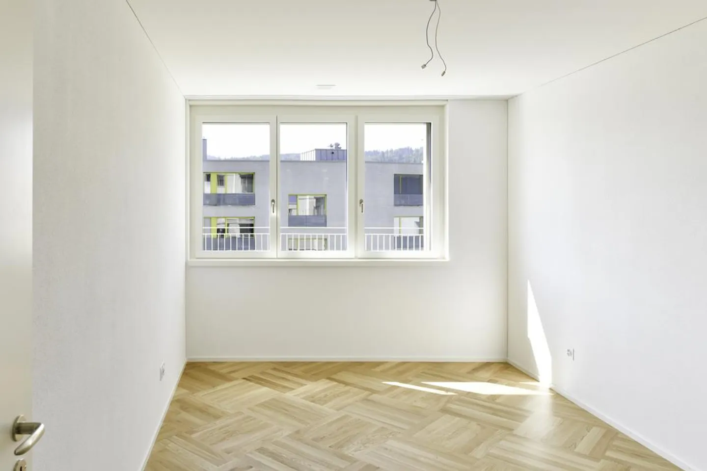 Emplacement résidentiel moderne et central avec grande terrasse - Photo 6 sur 12