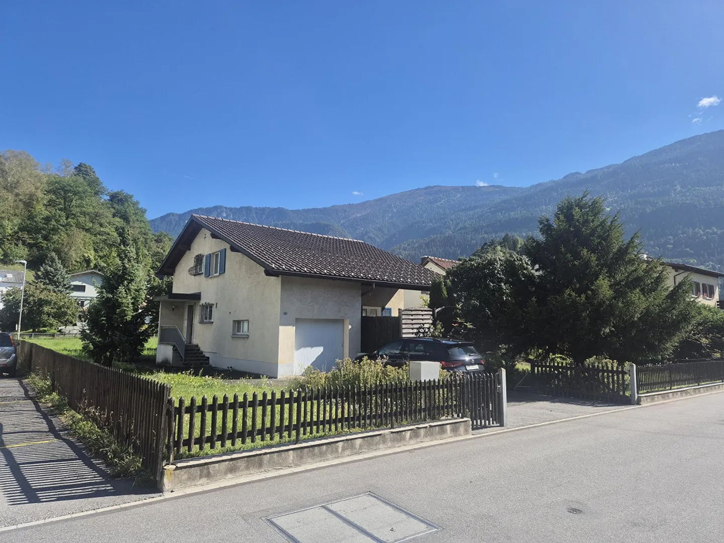 Affascinante casa unifamiliare parzialmente arredata con giardino - limitata - Foto 1 di 19