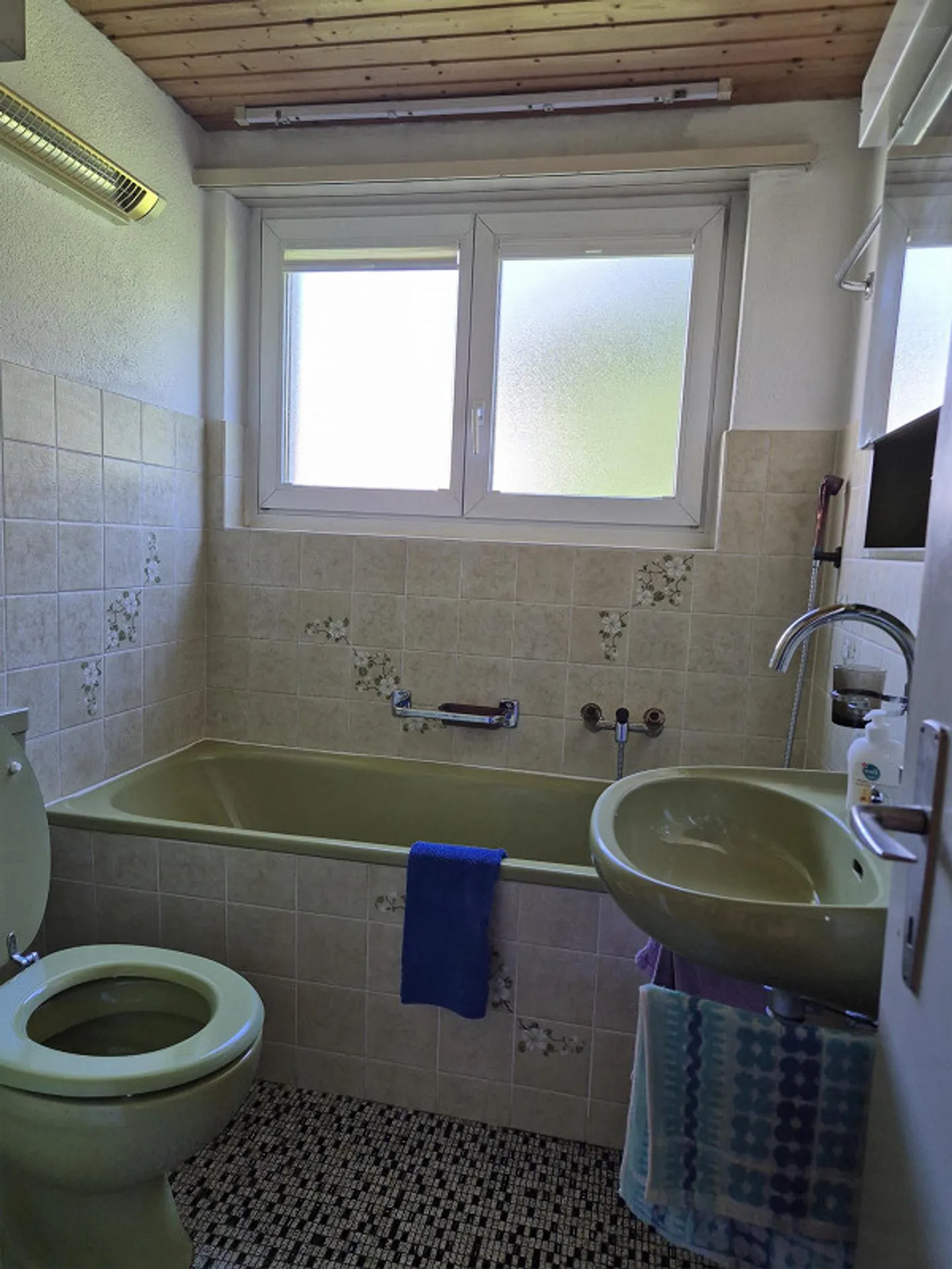 Affascinante casa unifamiliare parzialmente arredata con giardino - limitata - Foto 8 di 19