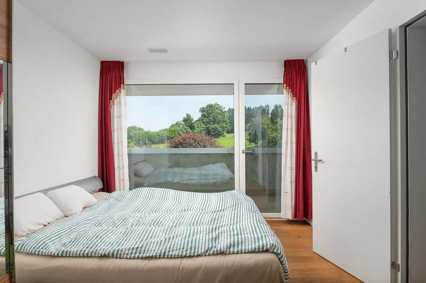 Single house for sale - Photo 8 of 12