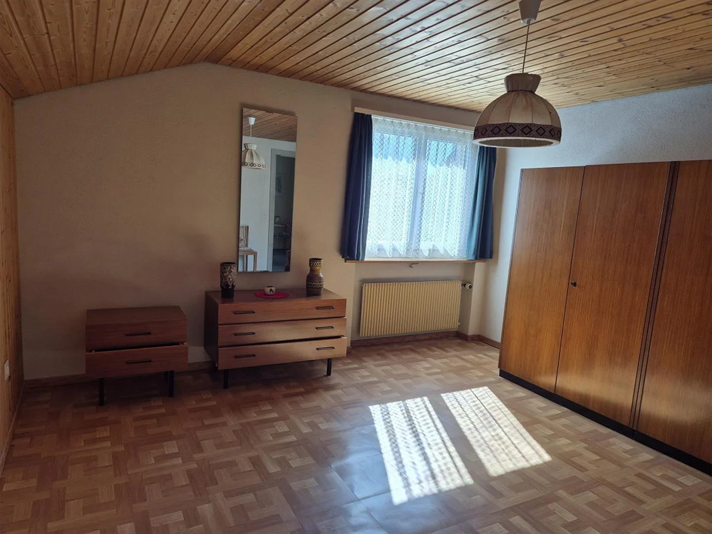 Affascinante casa unifamiliare parzialmente arredata con giardino - limitata - Foto 11 di 19