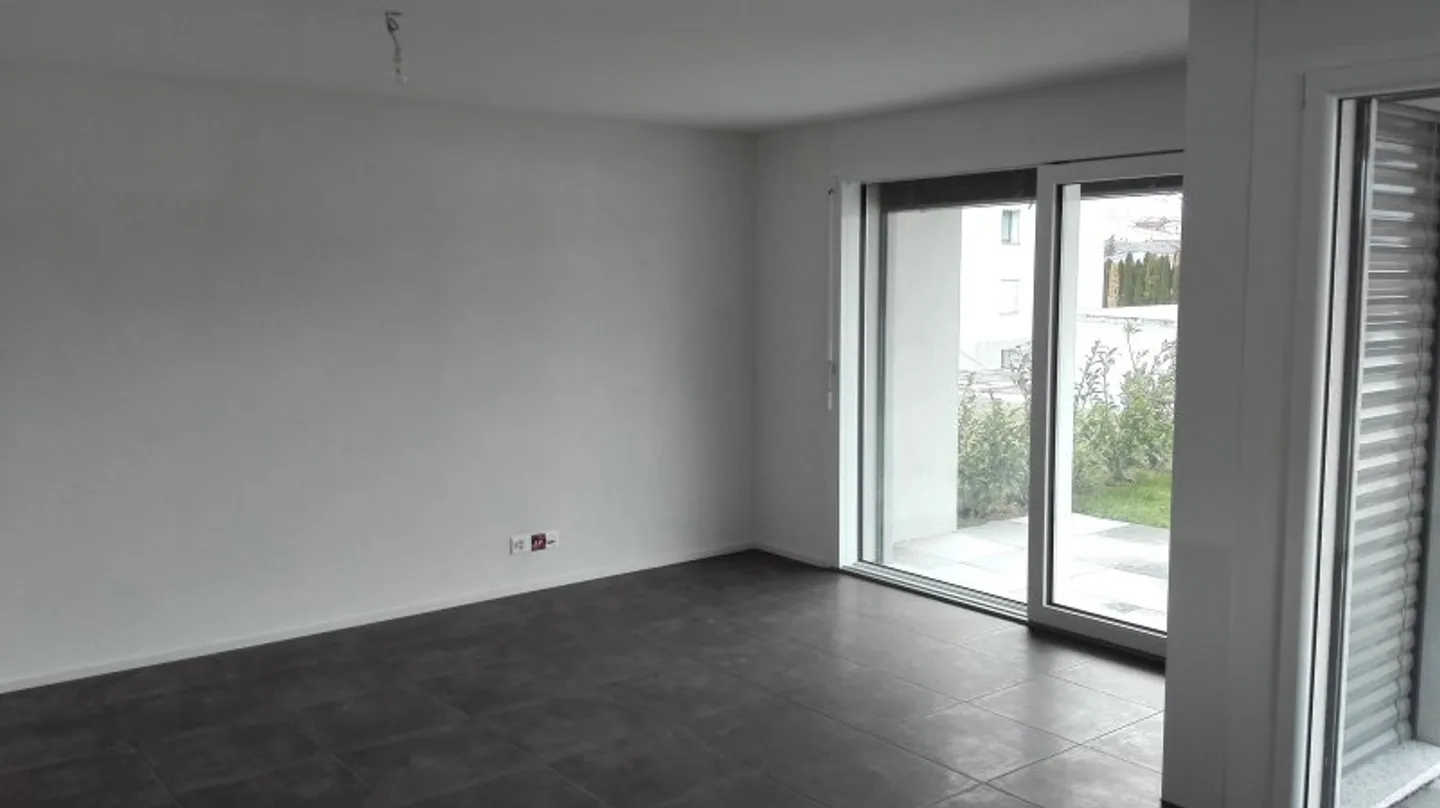 04876 - Appartement 3.5 pièces - Rue des Grands Praz 9 - Charrat - Photo 4 sur 8