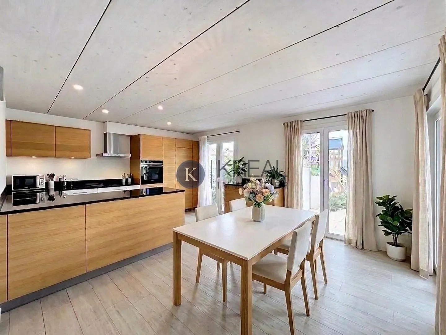 Appartement Duplex avec Jardin Privatif - Photo 3 sur 10