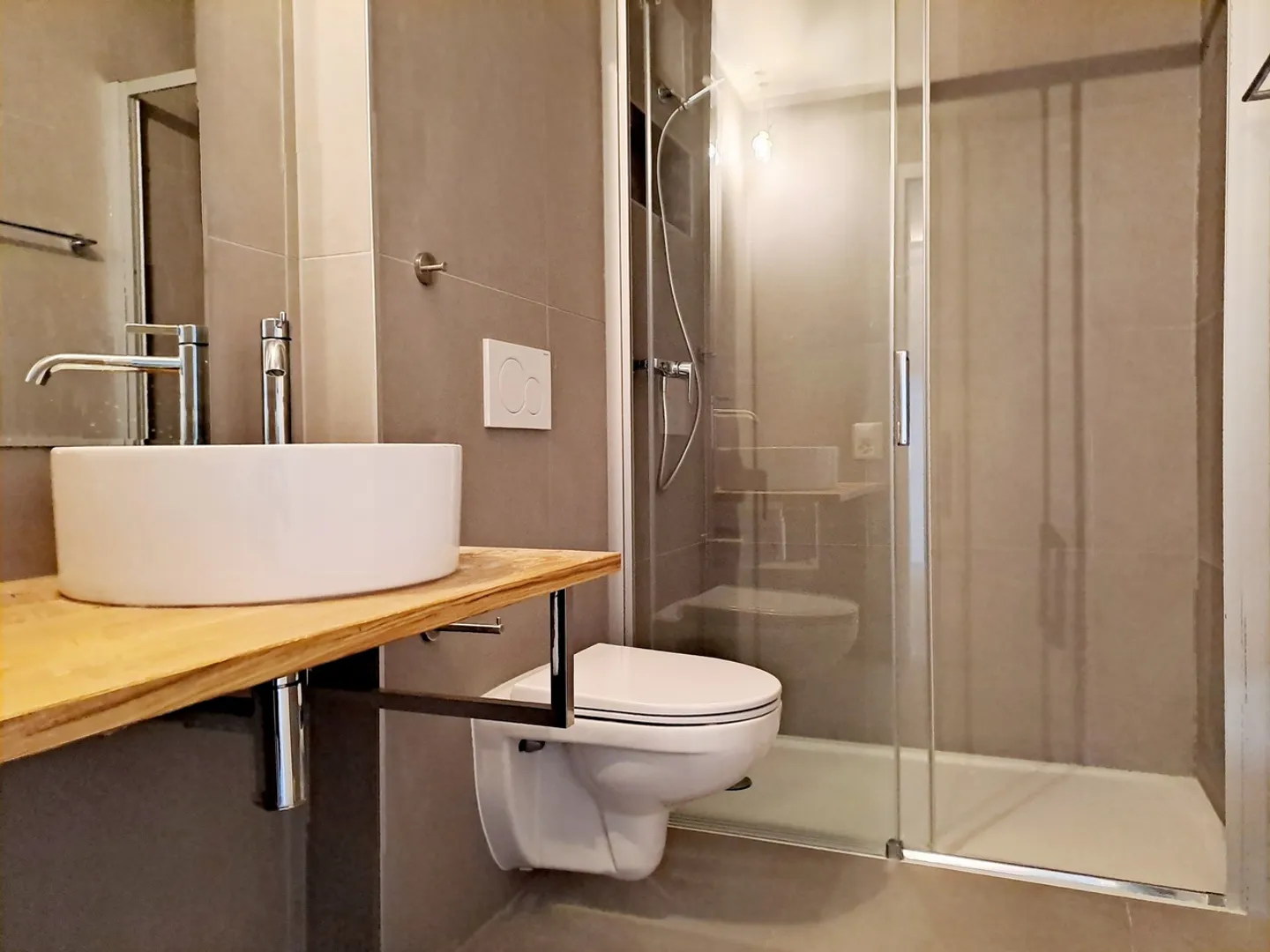 CHAMPAGNE 14, New 4.5-Room Apartment with Private Terrace - Photo 8 of 12