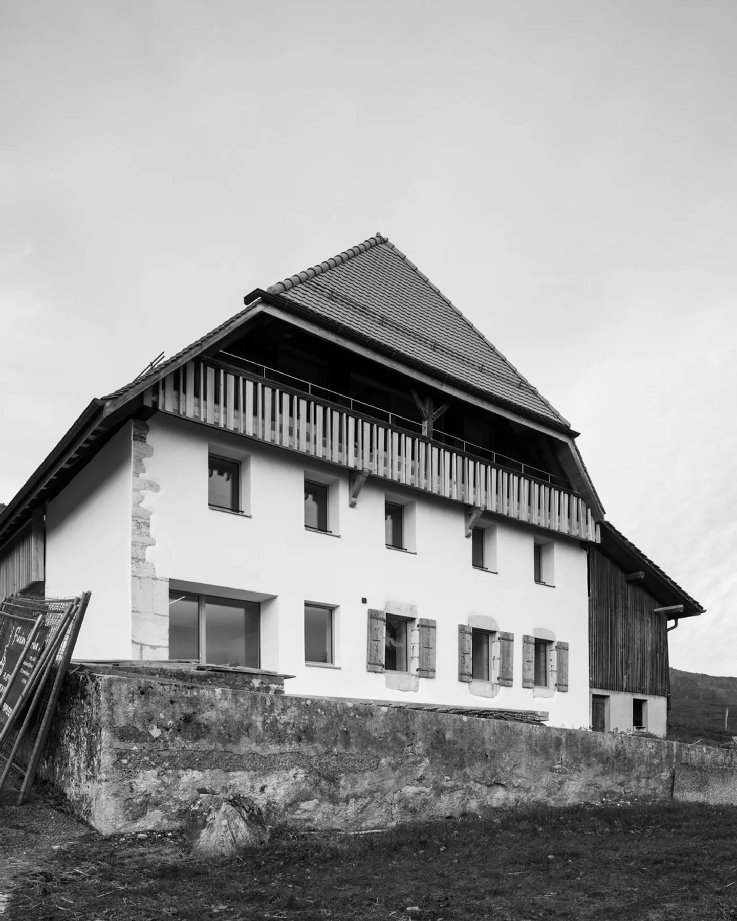 CHAMPAGNE 14, New 4.5-Room Apartment with Private Terrace - Photo 10 of 12