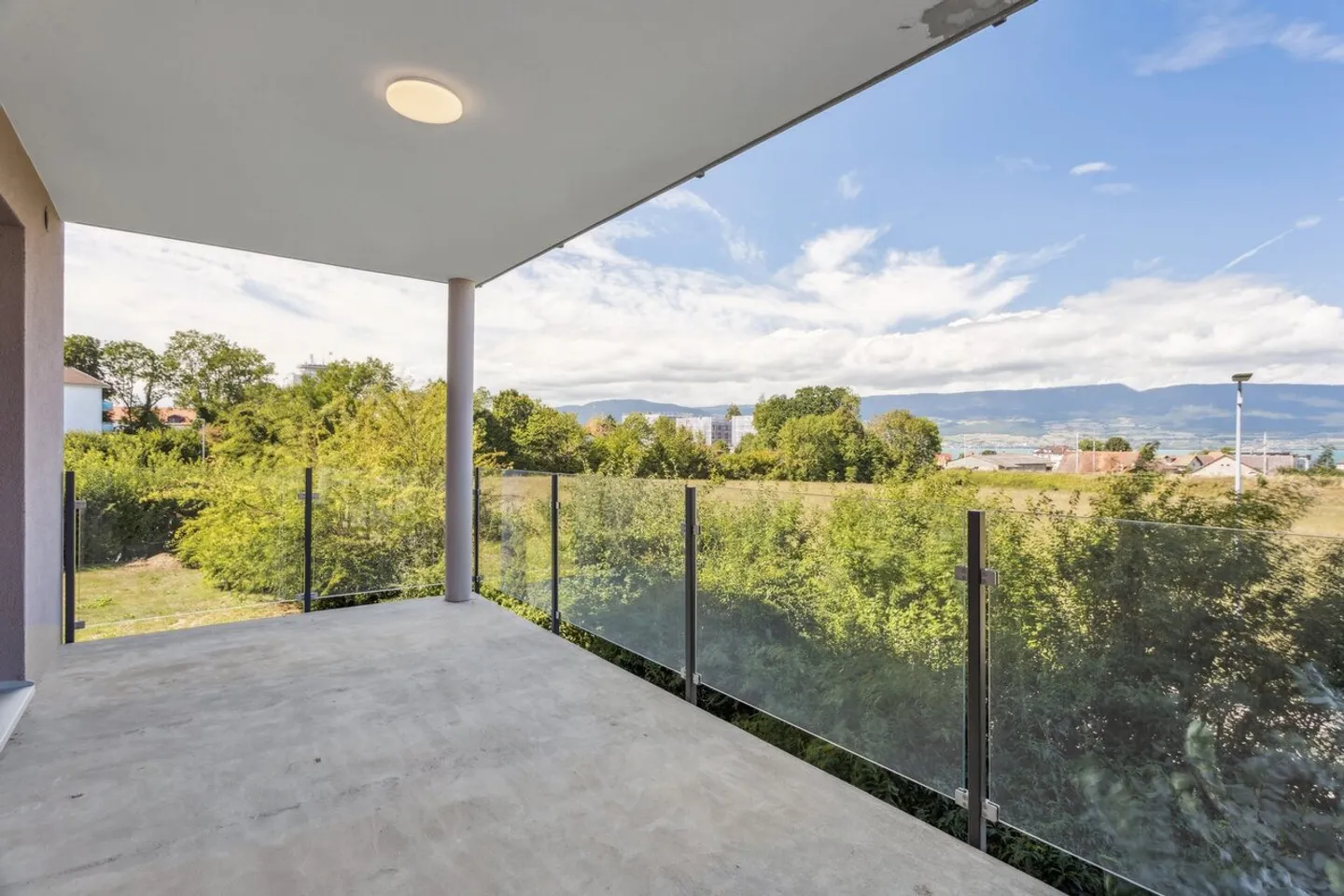 Estavayer-le-Lac – appartement rénové de 4,5 pièces avec terrasse et vue sur le lac - Photo 5 sur 12