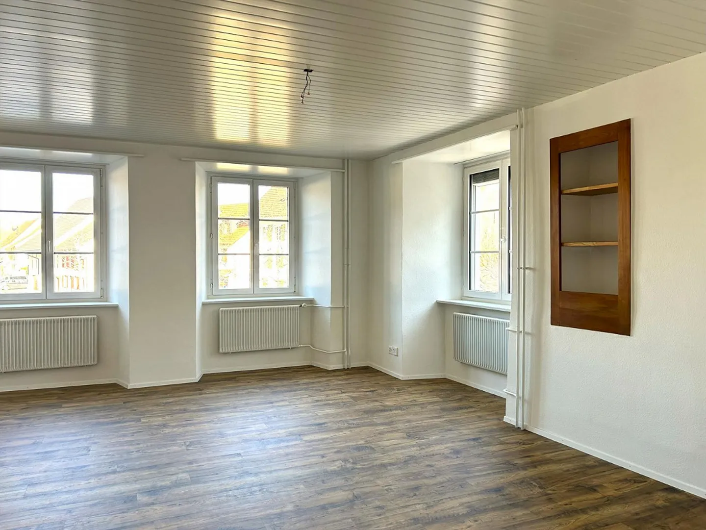 Dreamlike 3-Room Old Building Apartment – Nature-Friendly Living with Charm - Photo 1 of 14