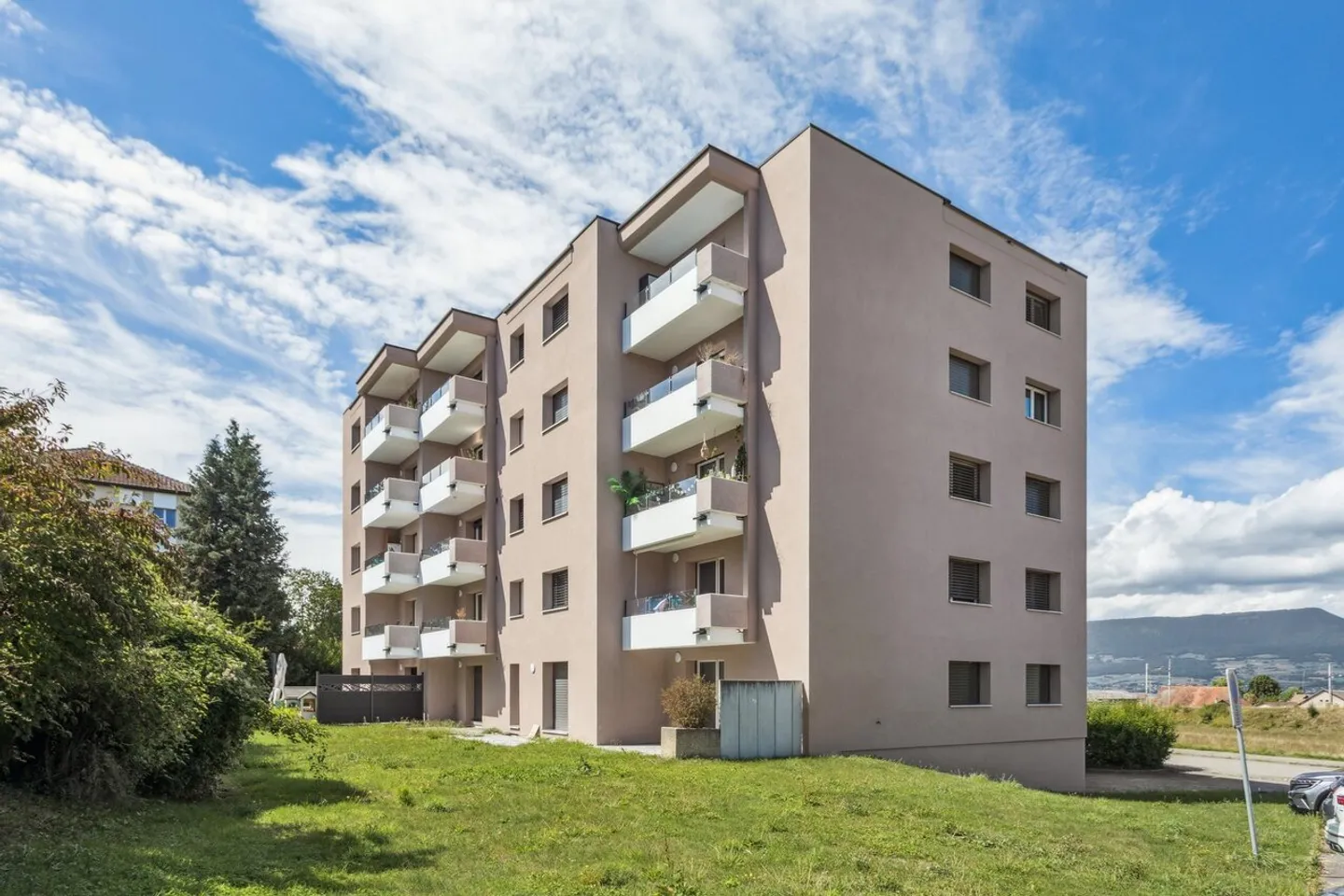 Estavayer-le-Lac – appartement rénové de 4,5 pièces avec terrasse et vue sur le lac - Photo 12 sur 12