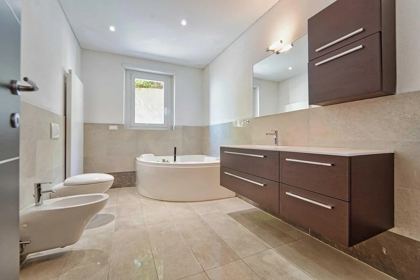 Einladendes Apartment mit Seesicht - Foto 7 von 8