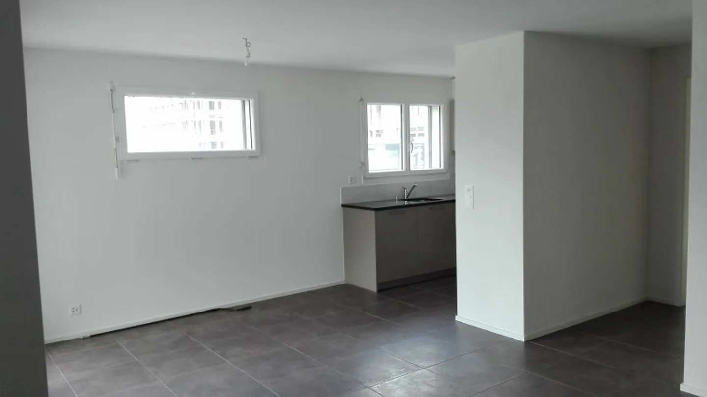 04876 - Appartement 3.5 pièces - Rue des Grands Praz 9 - Charrat - Photo 5 sur 8