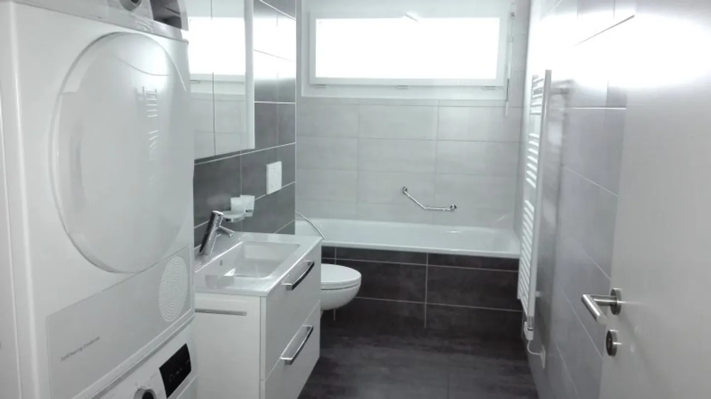 04876 - Appartement 3.5 pièces - Rue des Grands Praz 9 - Charrat - Photo 6 sur 8