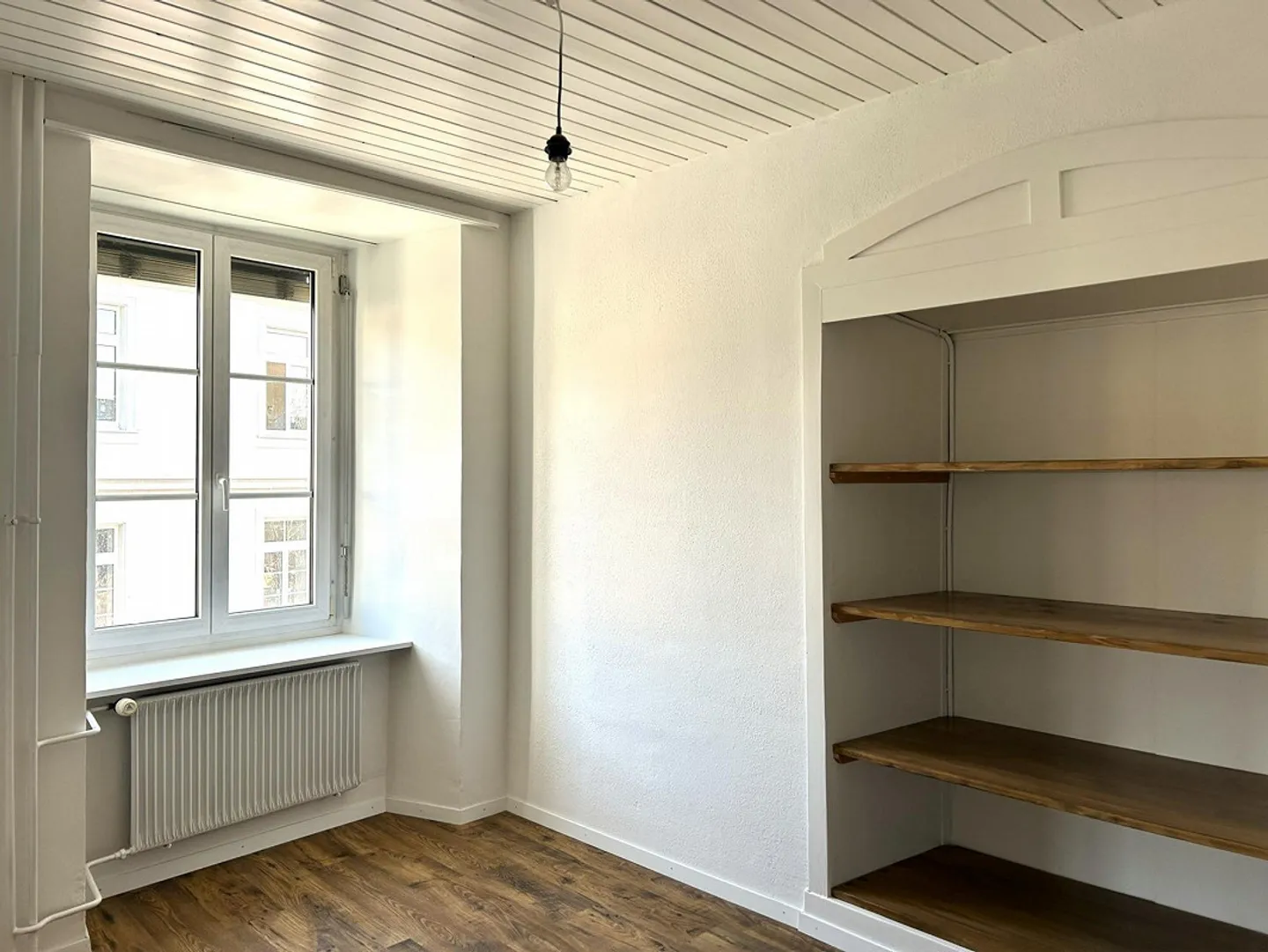 Dreamlike 3-Room Old Building Apartment – Nature-Friendly Living with Charm - Photo 6 of 14