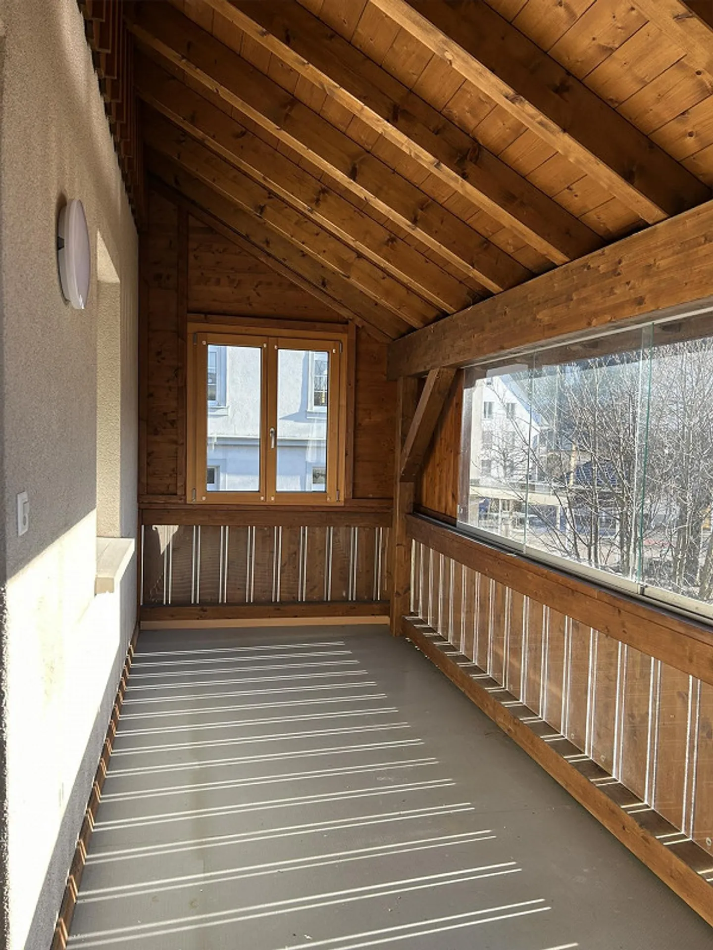 Dreamlike 3-Room Old Building Apartment – Nature-Friendly Living with Charm - Photo 13 of 14