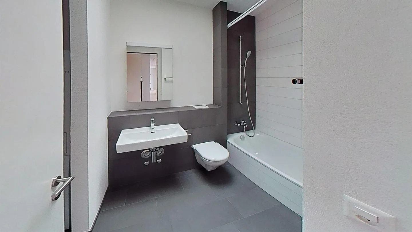 Appartement penthouse moderne de 3,5 pièces avec deux terrasses à Heerbrugg - Photo 4 sur 13