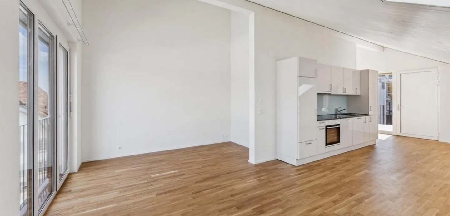 Moderne 1.5-Zimmer Dachwohnung in Boniswil – Nachmieter gesucht - Foto 1 von 6