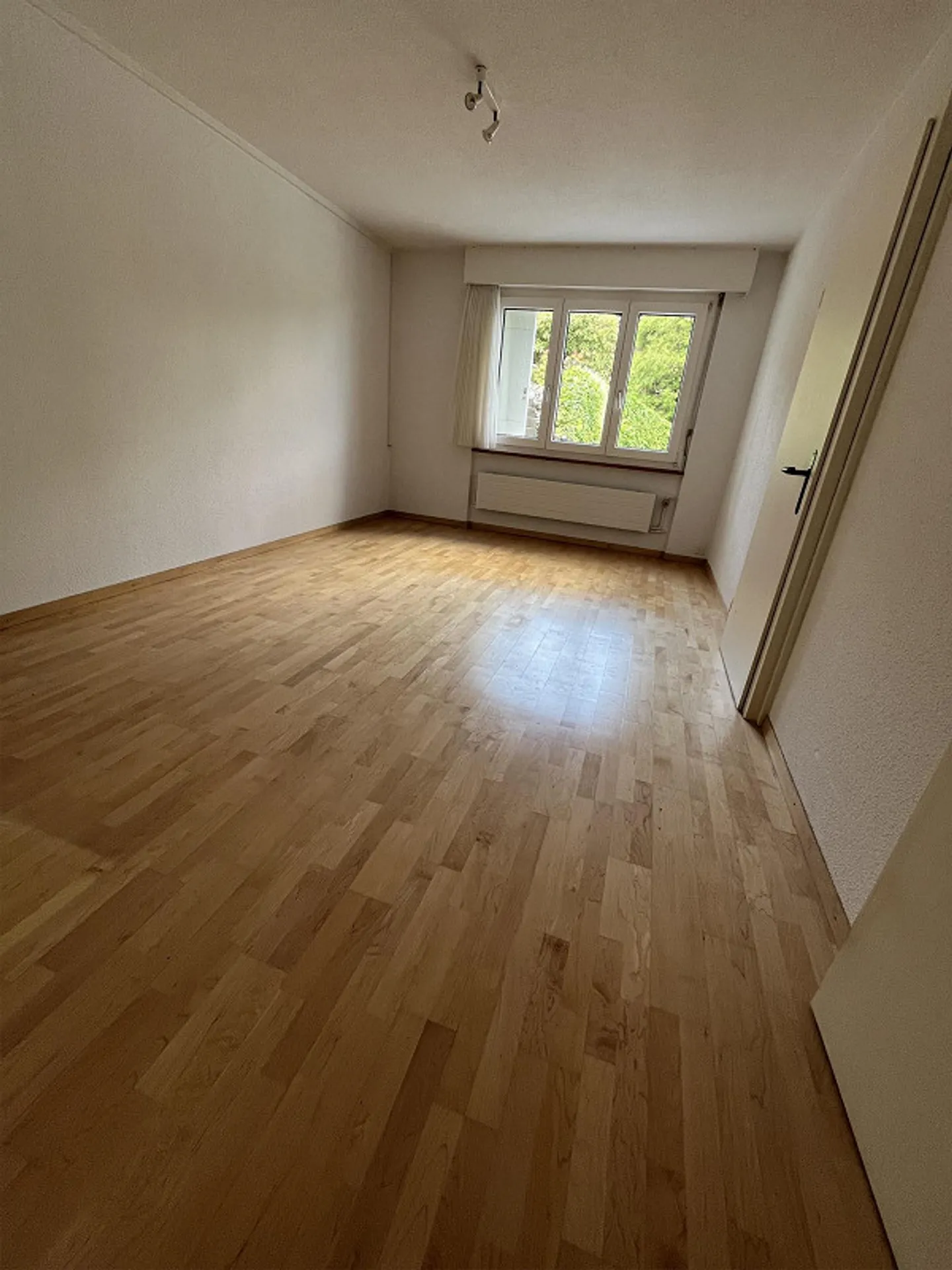 Maison individuelle avec piscine dans un emplacement idyllique, vue imprenable, grand jardin - Photo 12 sur 14
