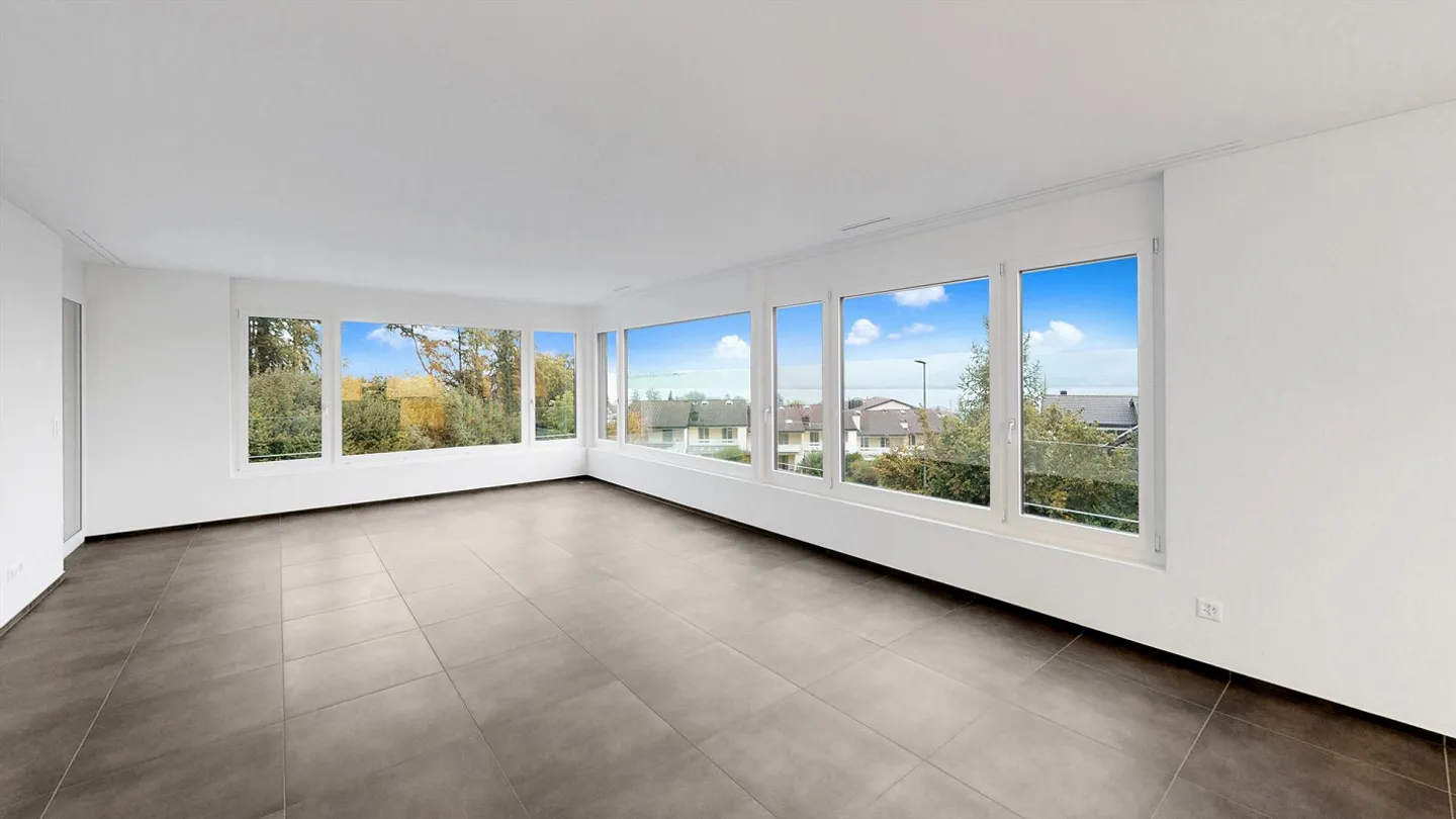 Schöne 4.5-Zimmerwohnung im Grünen - Foto 2 von 8