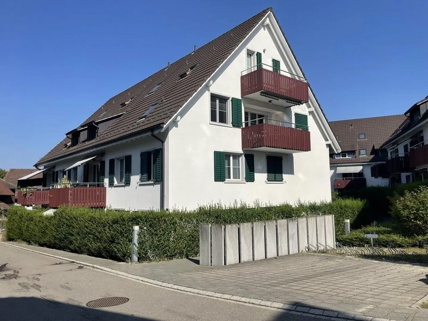 Places de stationnement à louer - Photo 1 sur 2