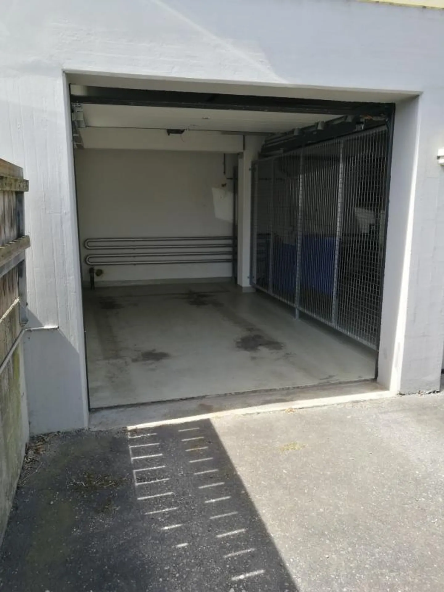 Garage for rent in Allschwil - Photo 3 of 3