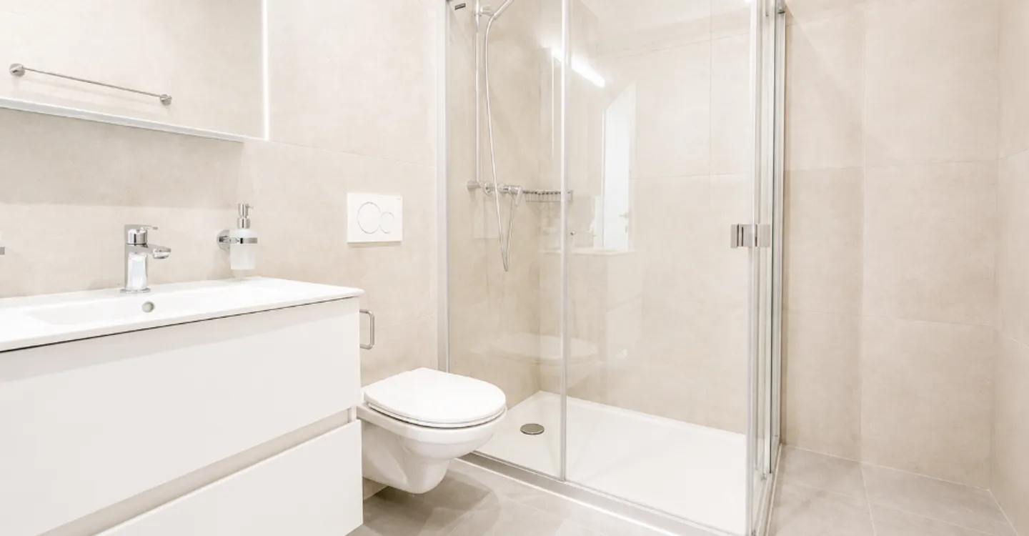 Magnificent 2.5 room new apartment with full south balcony - Photo 4 of 4