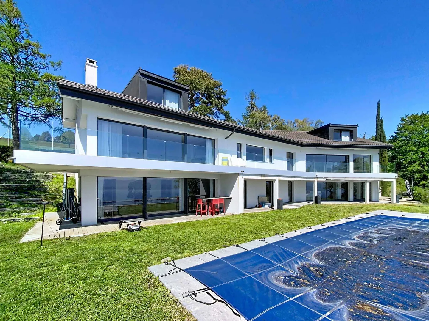 Bella proprietà ristrutturata con piscina e vista mozzafiato - Foto 1 di 1