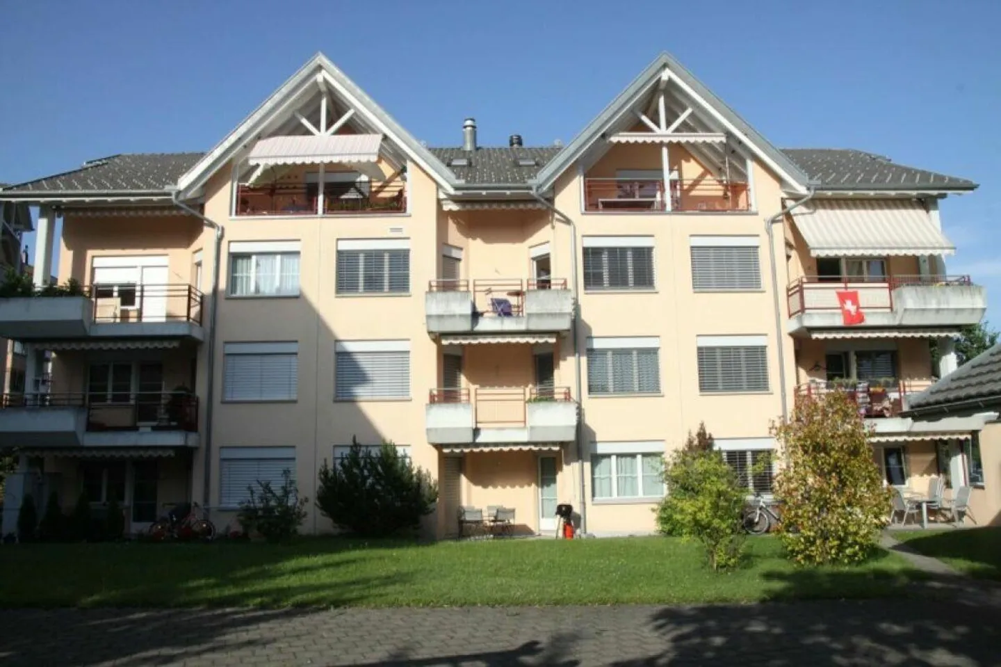 2.5-room apartment in the heart of Rapperswil-Jona - Photo 1 of 7