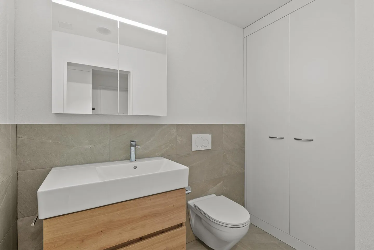 Attractive apartment and parking space seeks new tenant - Photo 6 of 18