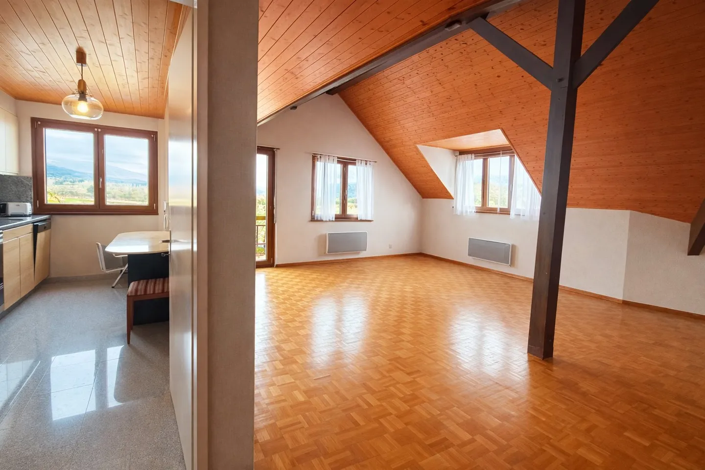 Charmante Duplex-Wohnung - Foto 2 von 8