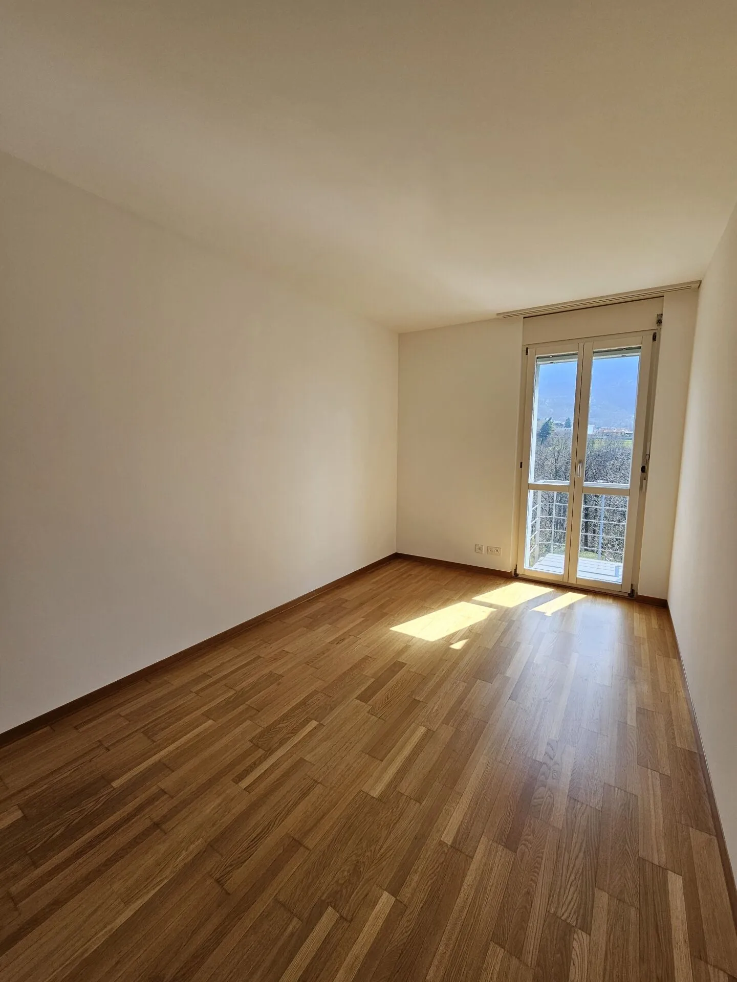 Reihenhaus mit Garten und offener Aussicht - Foto 9 von 13