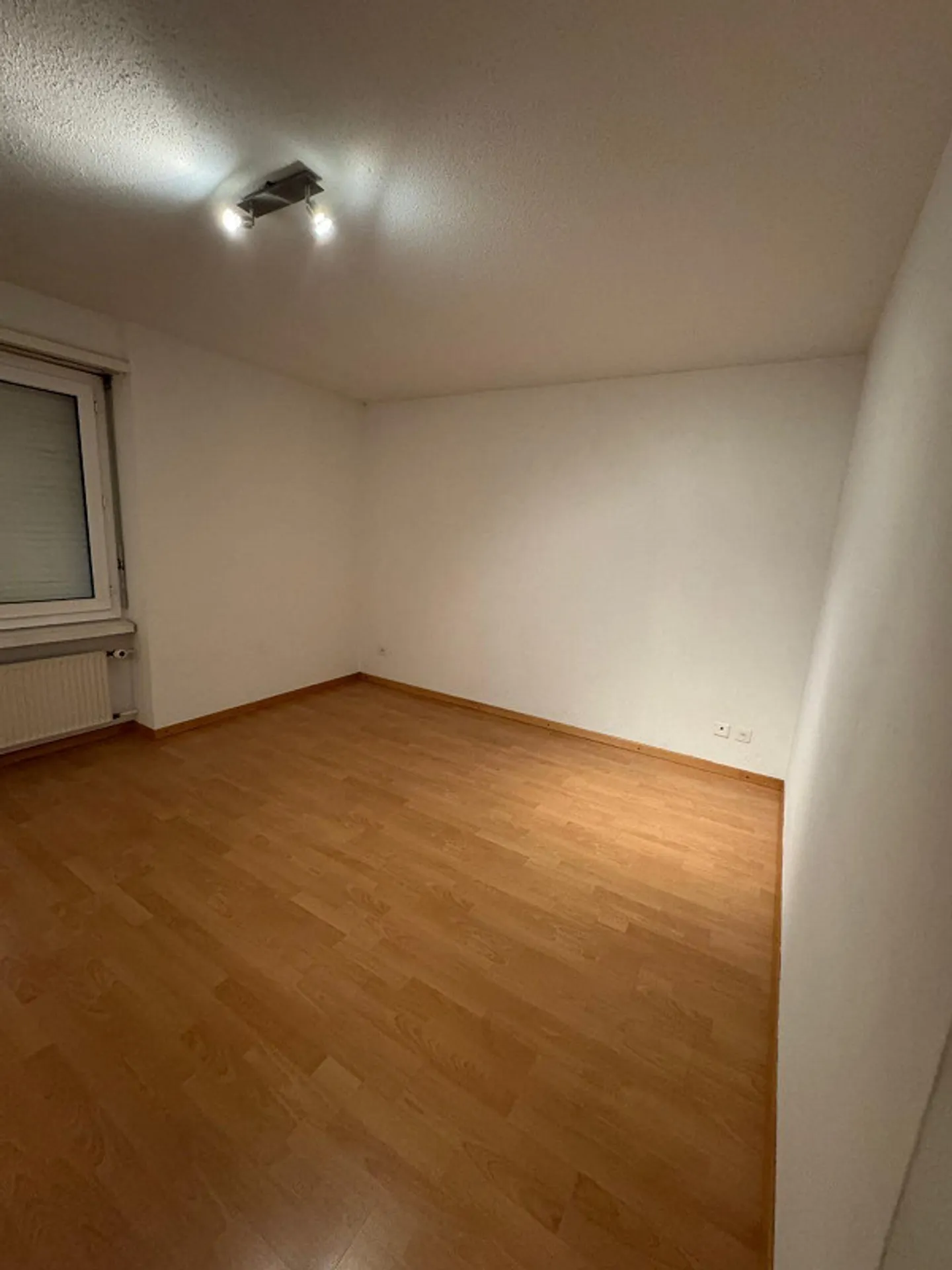 Bellissimo e tranquillo appartamento di 3,5 stanze - Foto 9 di 12