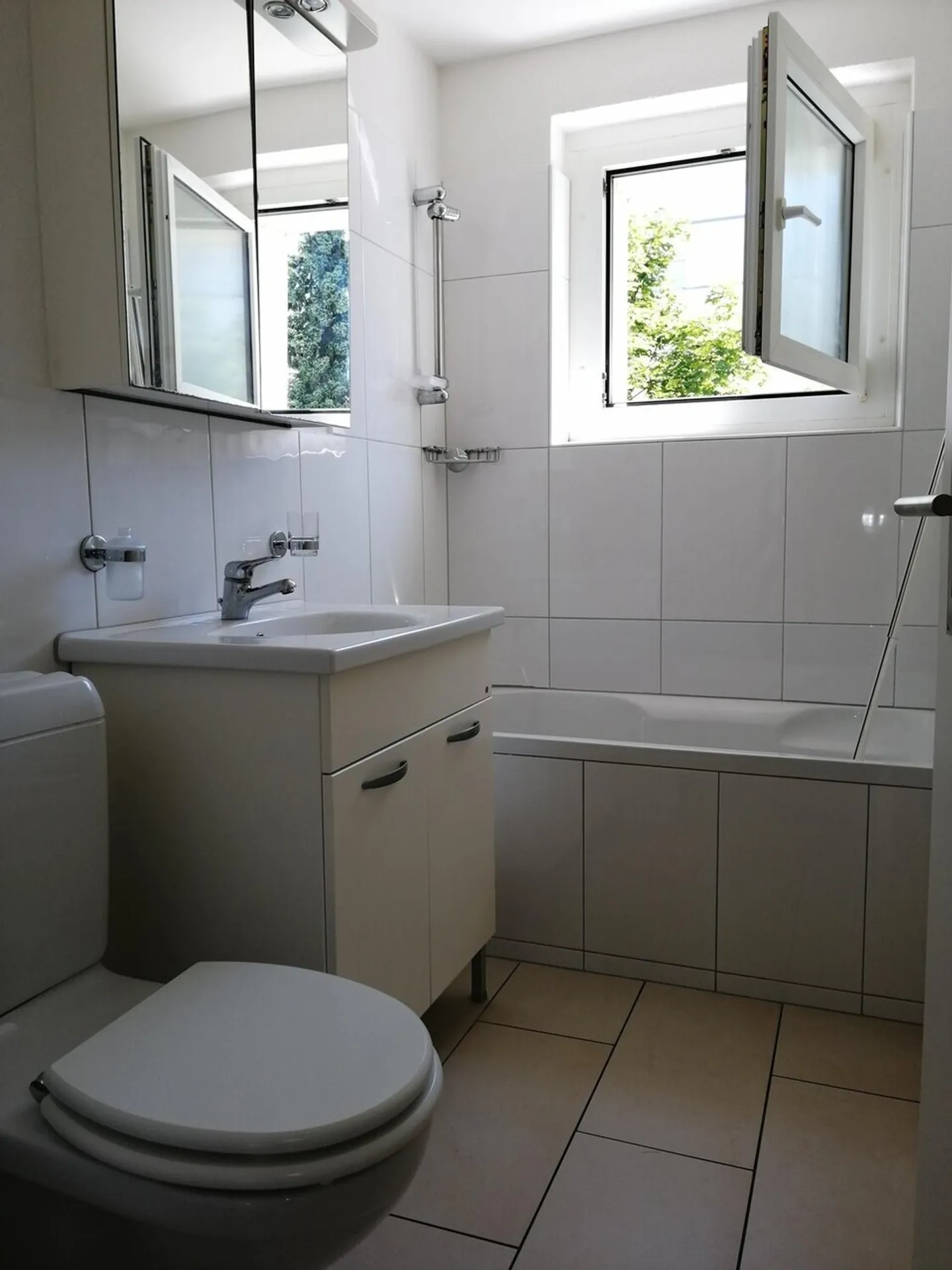 Appartamento in affitto - Foto 7 di 8
