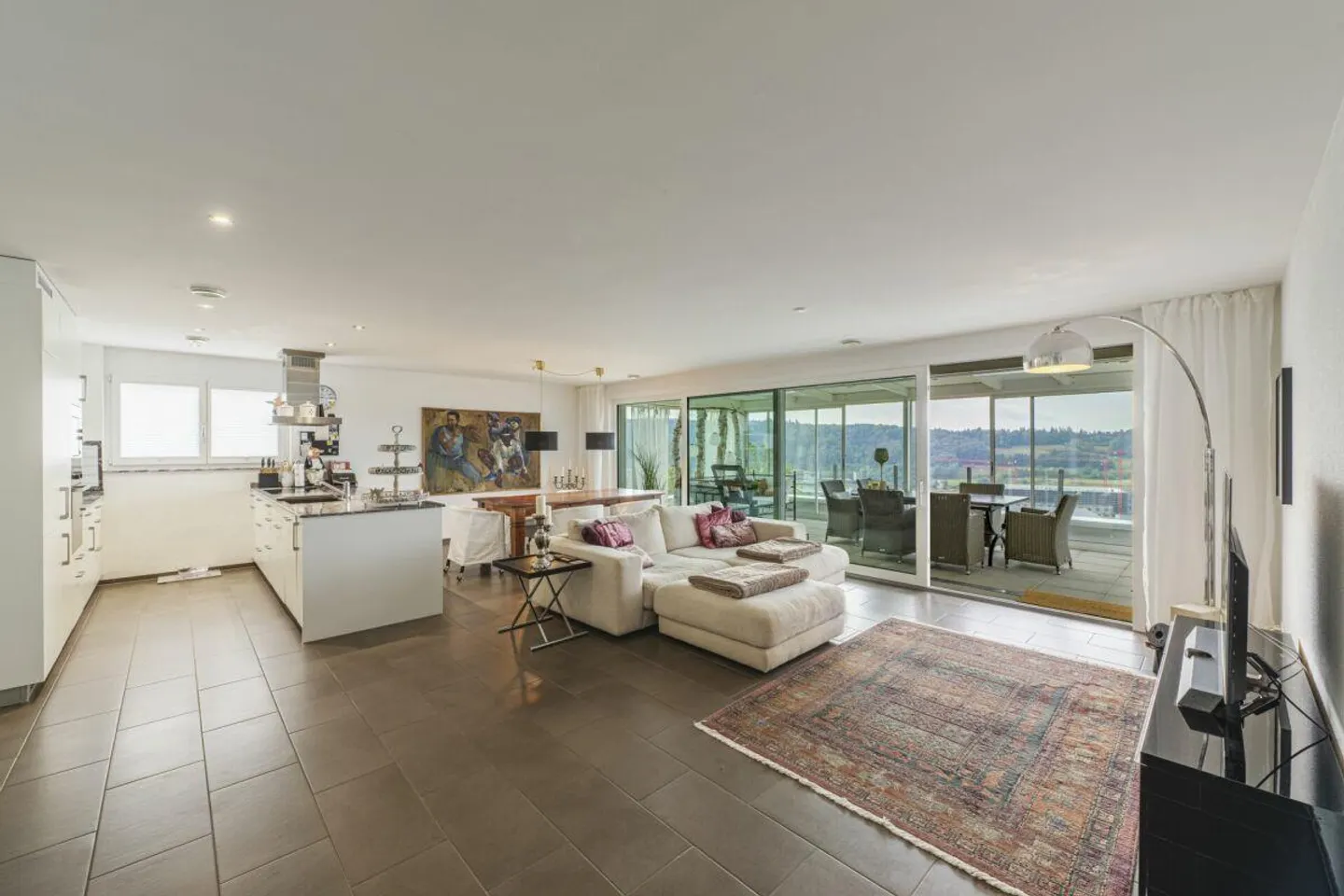 Exclusive Terrace Apartment with Breathtaking View over the Klettgau Area - Photo 7 of 26