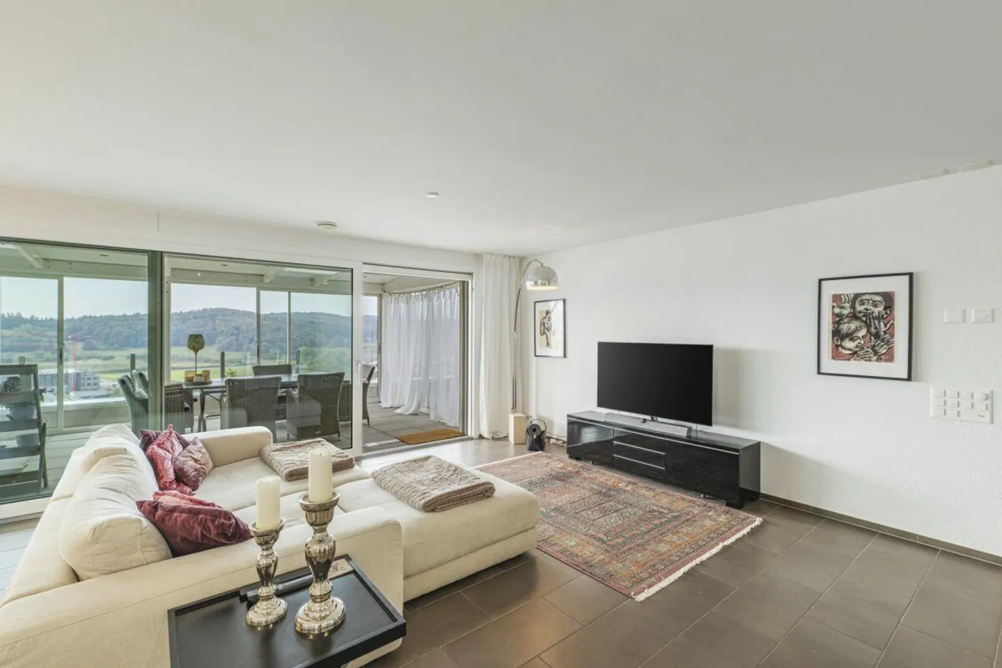 Exclusive Terrace Apartment with Breathtaking View over the Klettgau Area - Photo 10 of 26