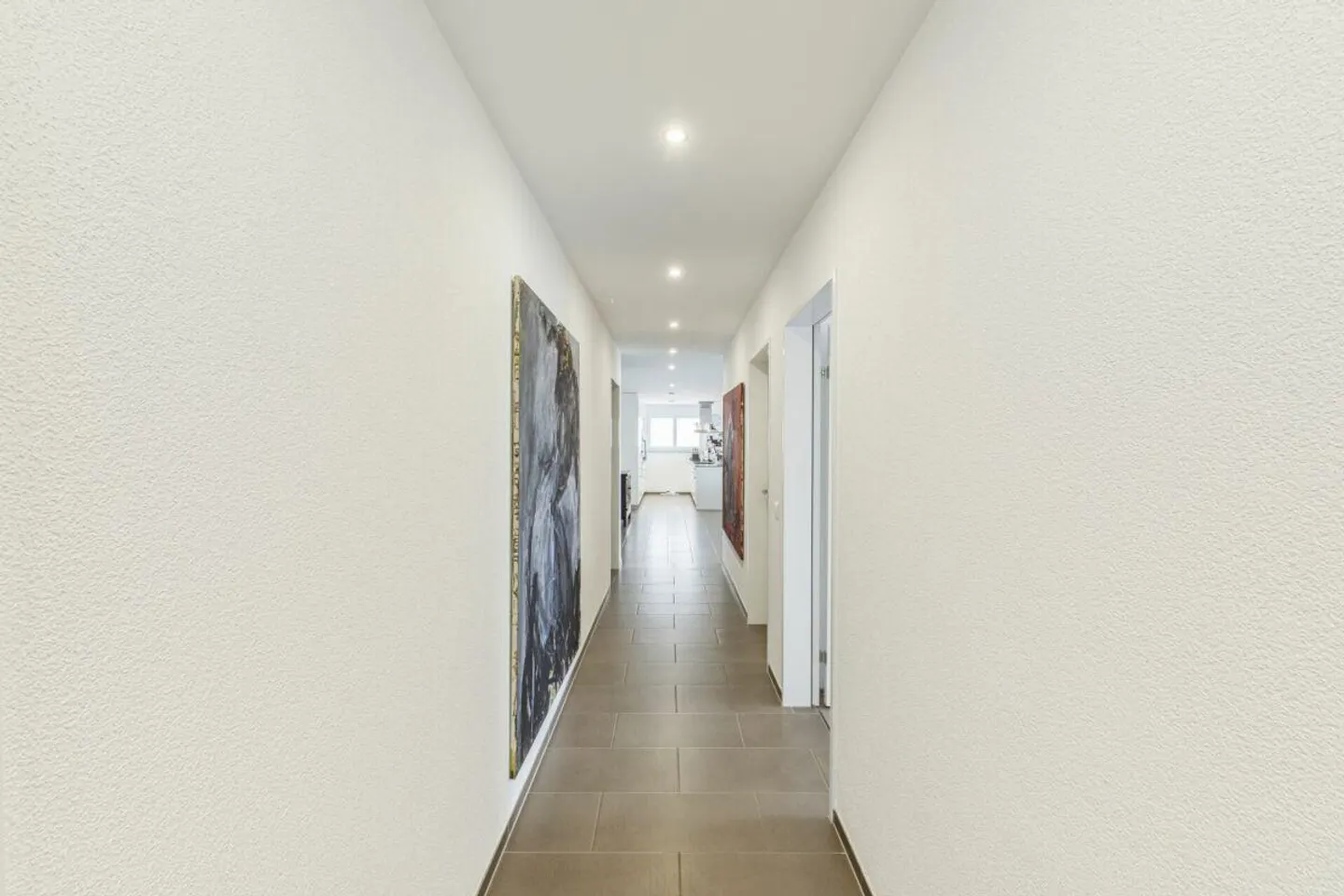 Exclusive Terrace Apartment with Breathtaking View over the Klettgau Area - Photo 19 of 26