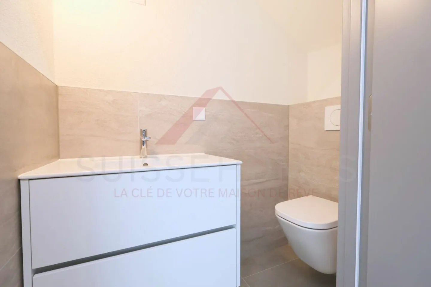 „Moutier - Einfamilienhaus mit 2 Wohnungen (2,5 + 4 Zimmer), ca. 130 m² auf 650 m² wohnen & vermieten“ - Foto 19 von 19