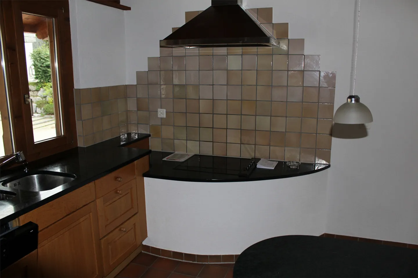 Très généreux appartement de 5,5 pièces avec terrasse et belle vue - Photo 8 sur 26